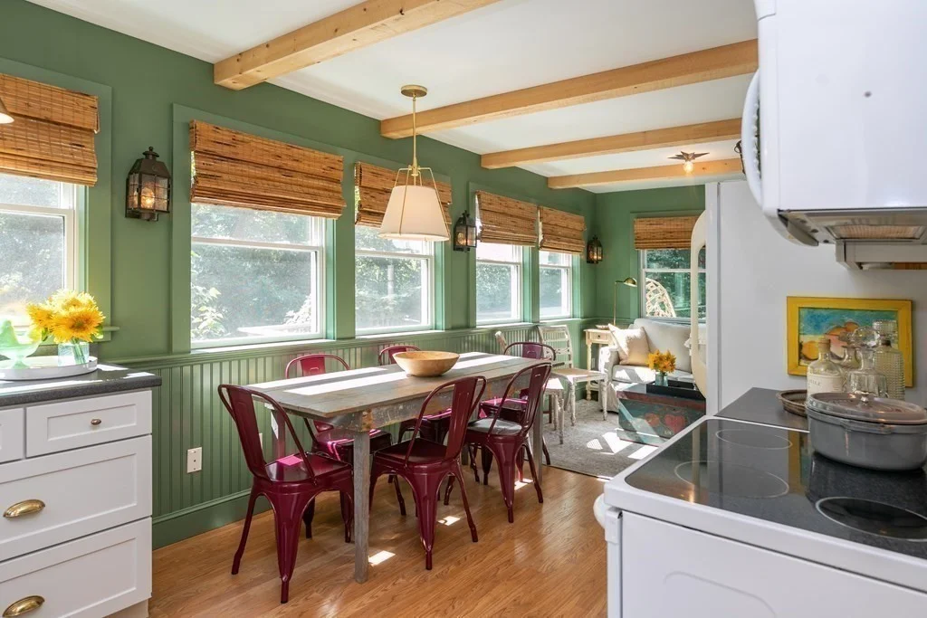2 bed, 2 bath apartment for rent at 11 Hammett Ln, Chilmark — photo 2 of 20