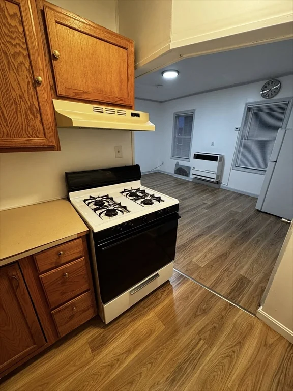 1 bed, 1 bath apartment for rent at 11 Harmony St Unit 3, South End — photo 3 of 10