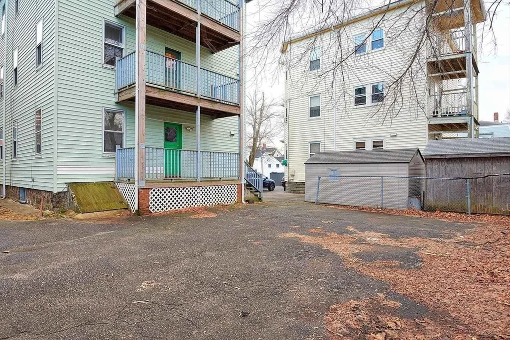 3 bed, 1 bath apartment for rent at 11 Harnden Rd Unit 2, Bell Rock — photo 12 of 12