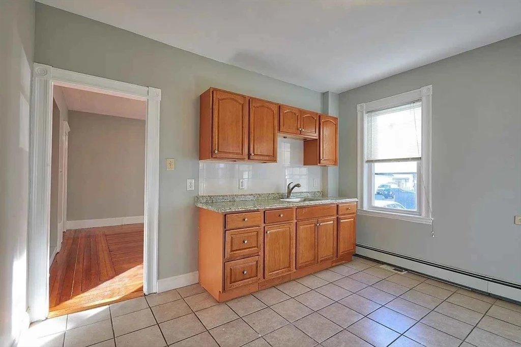 3 bed, 1 bath apartment for rent at 11 Harnden Rd Unit 2, Bell Rock — photo 5 of 12