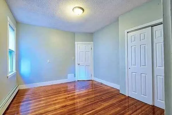 3 bed, 1 bath apartment for rent at 11 Harnden Rd Unit 2, Bell Rock — photo 4 of 12