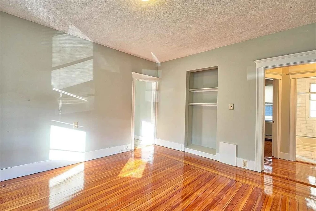 3 bed, 1 bath apartment for rent at 11 Harnden Rd Unit 2, Bell Rock — photo 2 of 12