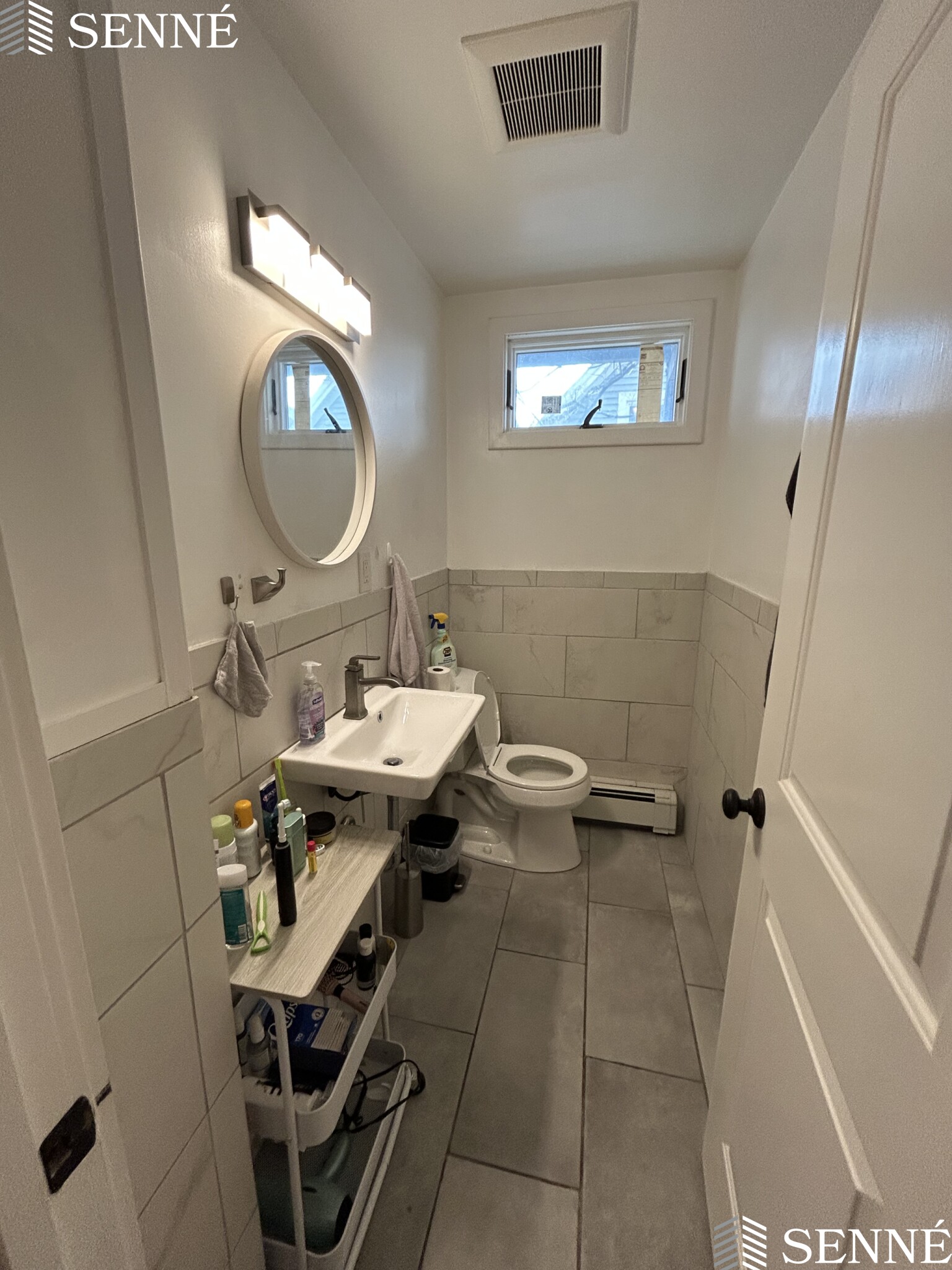 4 bed, 1.5 bath apartment for rent at 11 Harold St Unit 1, Ward Two — photo 7 of 11