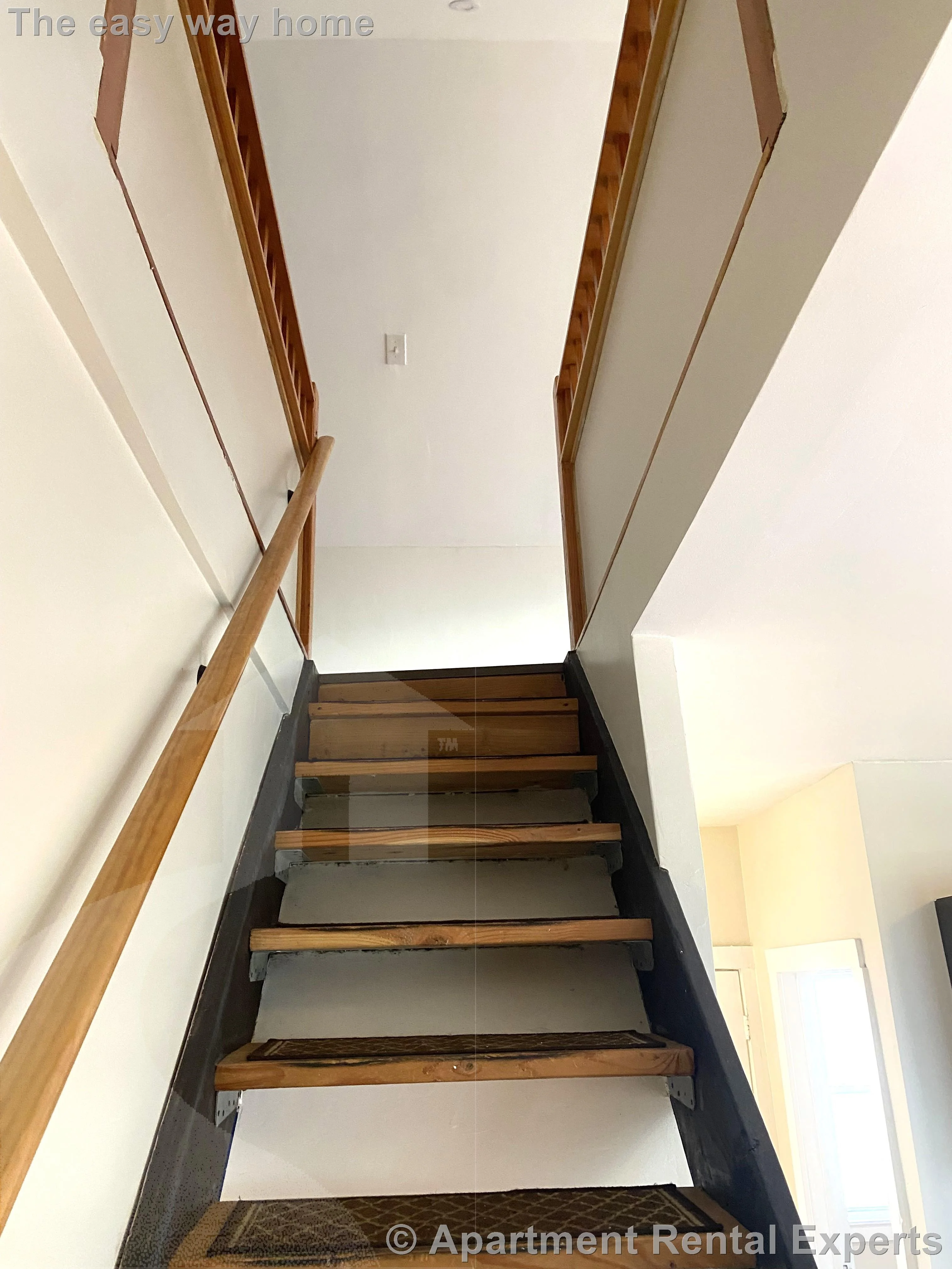 3 bed, 1 bath apartment for rent at 11 Henry St Unit 2, Winter Hill — photo 7 of 11