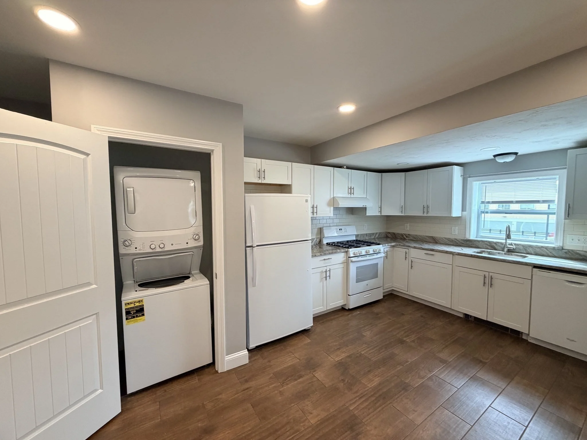 3 bed, 1 bath apartment for rent at 11 High St Unit 1, Hudson — photo 6 of 16