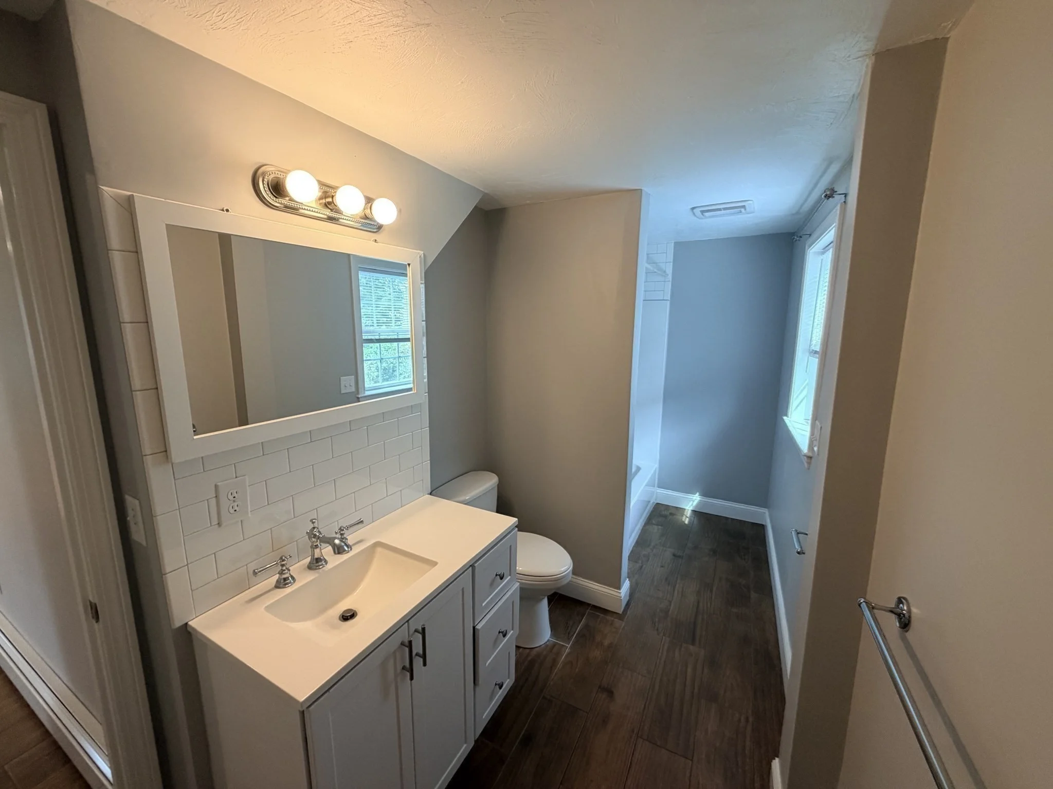 3 bed, 1 bath apartment for rent at 11 High St Unit 1, Hudson — photo 9 of 16
