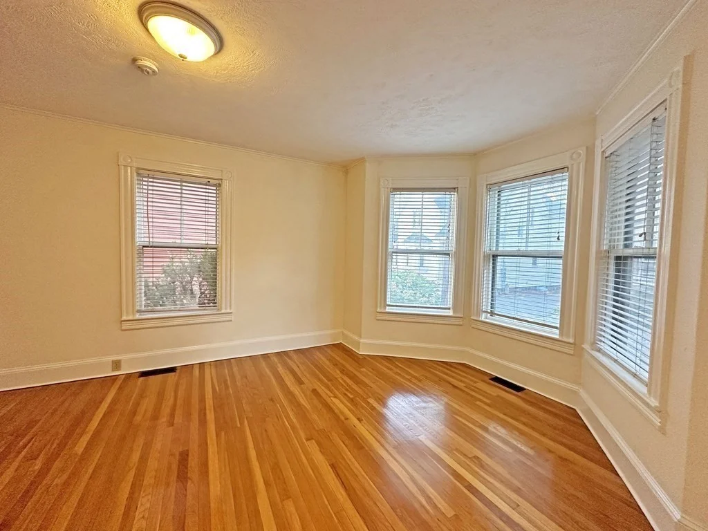 1 bed, 1 bath apartment for rent at 11 Highland Park Unit 1, Newtonville — photo 4 of 11