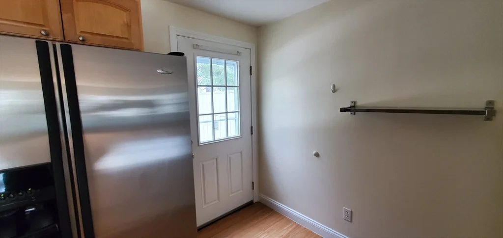 3 bed, 2 bath apartment for rent at 11 Highlandview Ave Unit 11, Winchester — photo 7 of 24