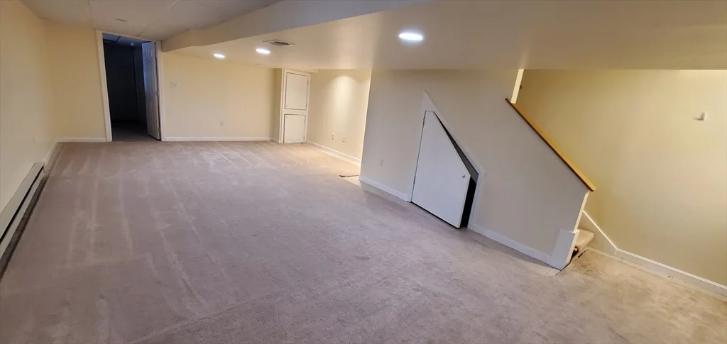 3 bed, 2 bath apartment for rent at 11 Highlandview Ave Unit 11, Winchester — photo 22 of 24