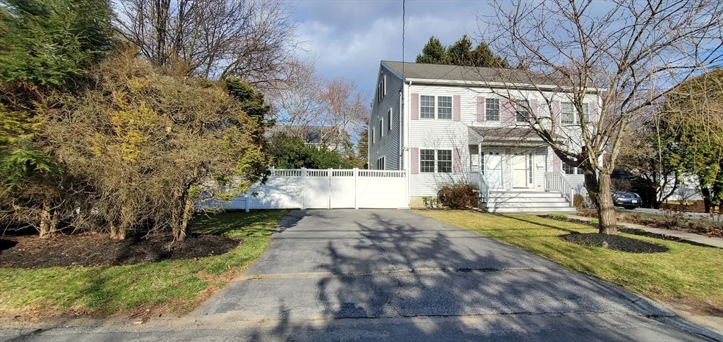 3 bed, 2 bath apartment for rent at 11 Highlandview Ave Unit 11, Winchester