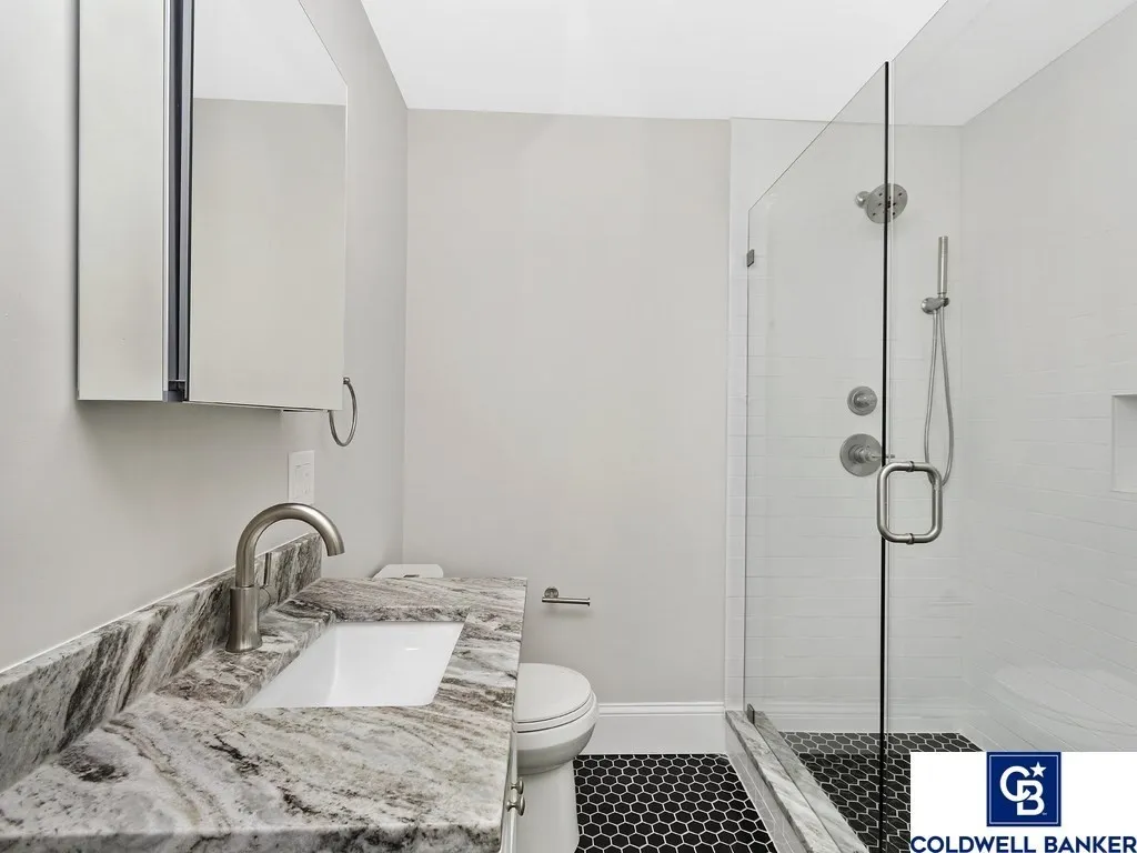2 bed, 1 bath apartment for rent at 11 Hillside St Unit 1, Mission Hill — photo 6 of 10