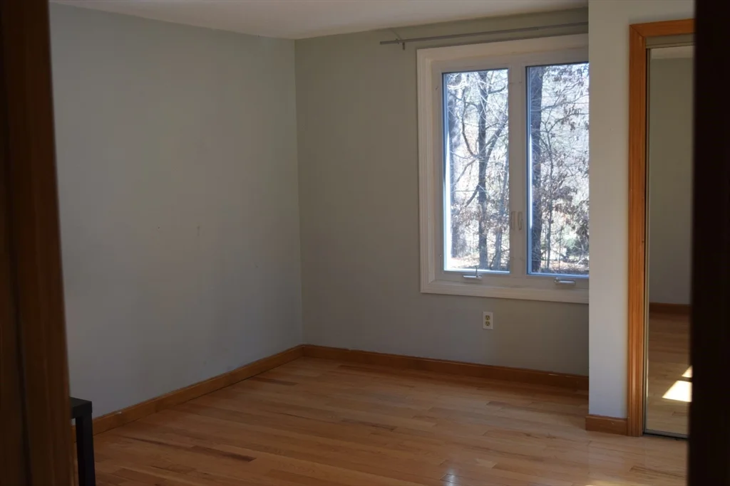 3 bed, 2 bath apartment for rent at 11 Hilltop Ln Unit 11, Easton — photo 25 of 31