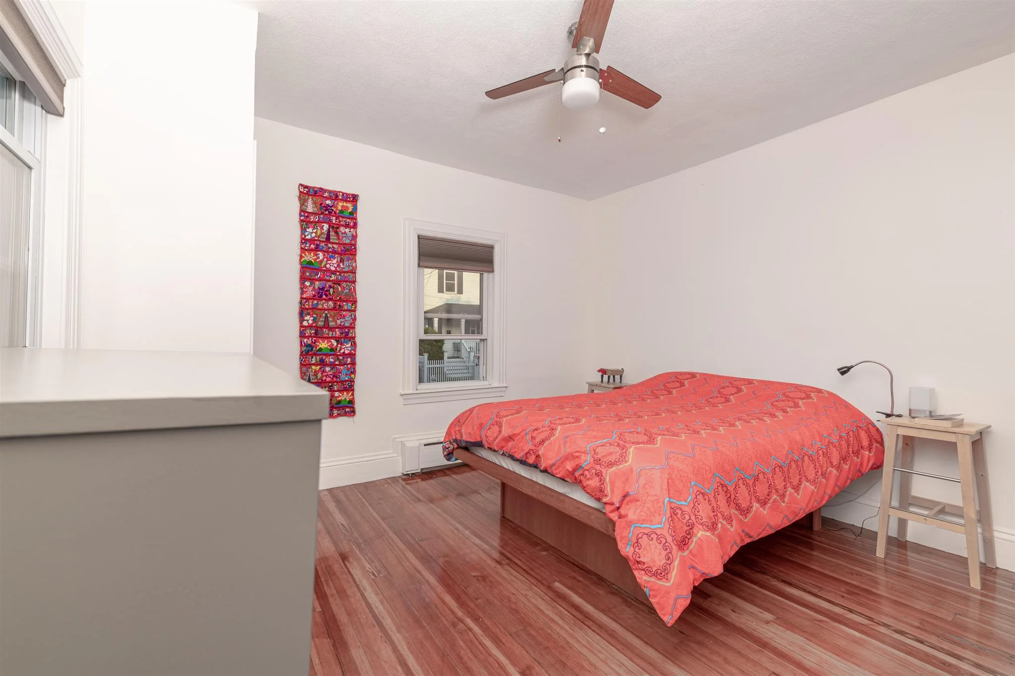 2 bed, 1 bath apartment for rent at 11 Hinckley St Unit 1, Magoun Square — photo 4 of 9