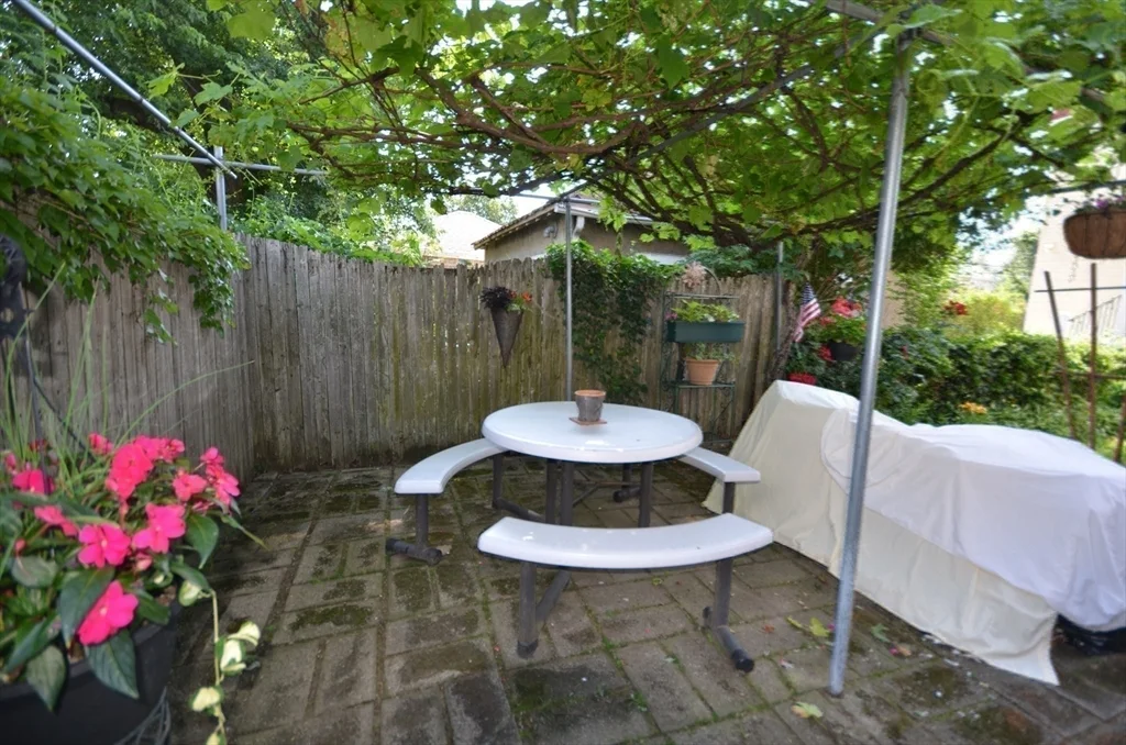 2 bed, 2 bath apartment for rent at 11 Hobson St Unit 2, Brighton — photo 35 of 36