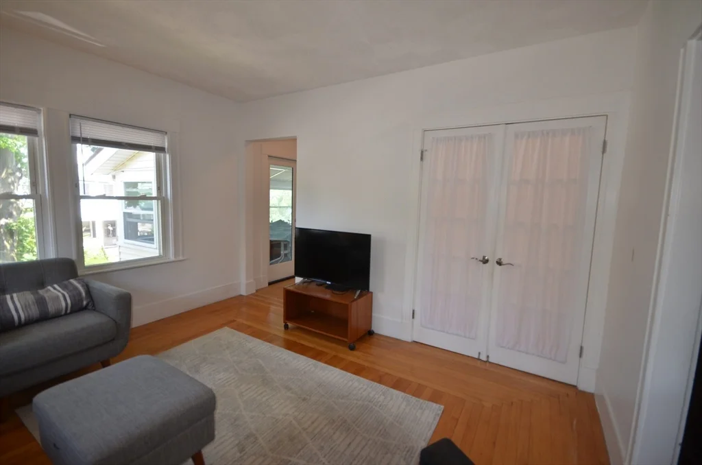 2 bed, 2 bath apartment for rent at 11 Hobson St Unit 2, Brighton — photo 4 of 36