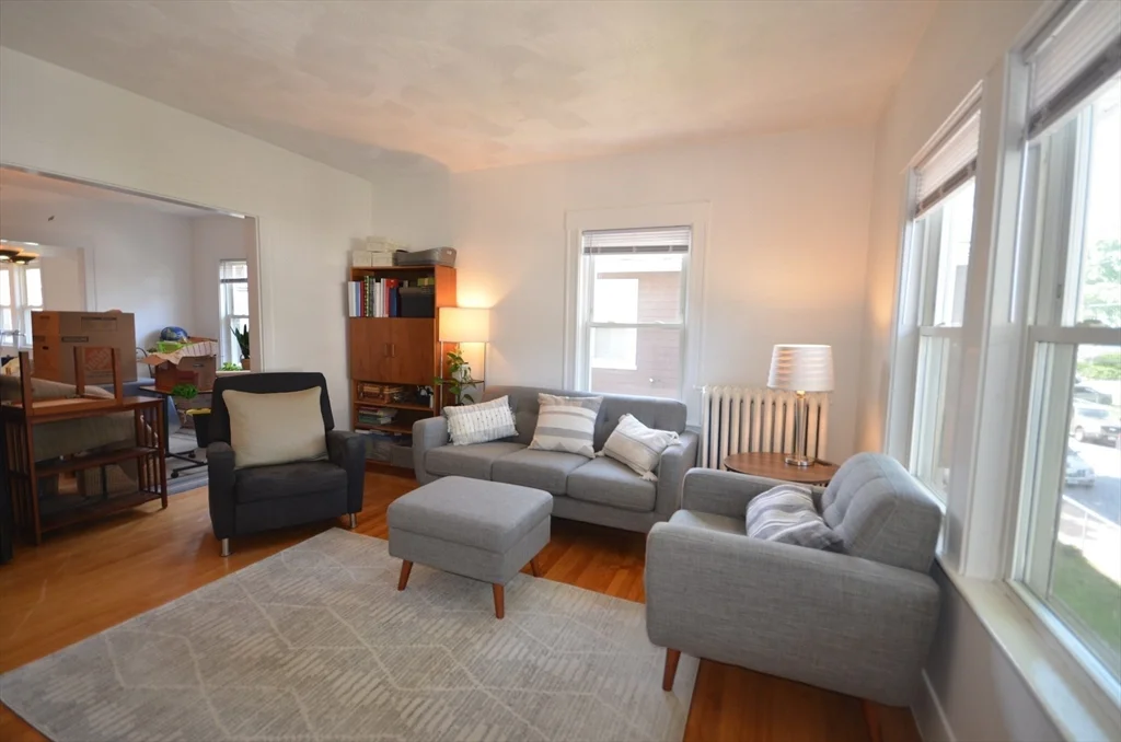 2 bed, 2 bath apartment for rent at 11 Hobson St Unit 2, Brighton — photo 3 of 36