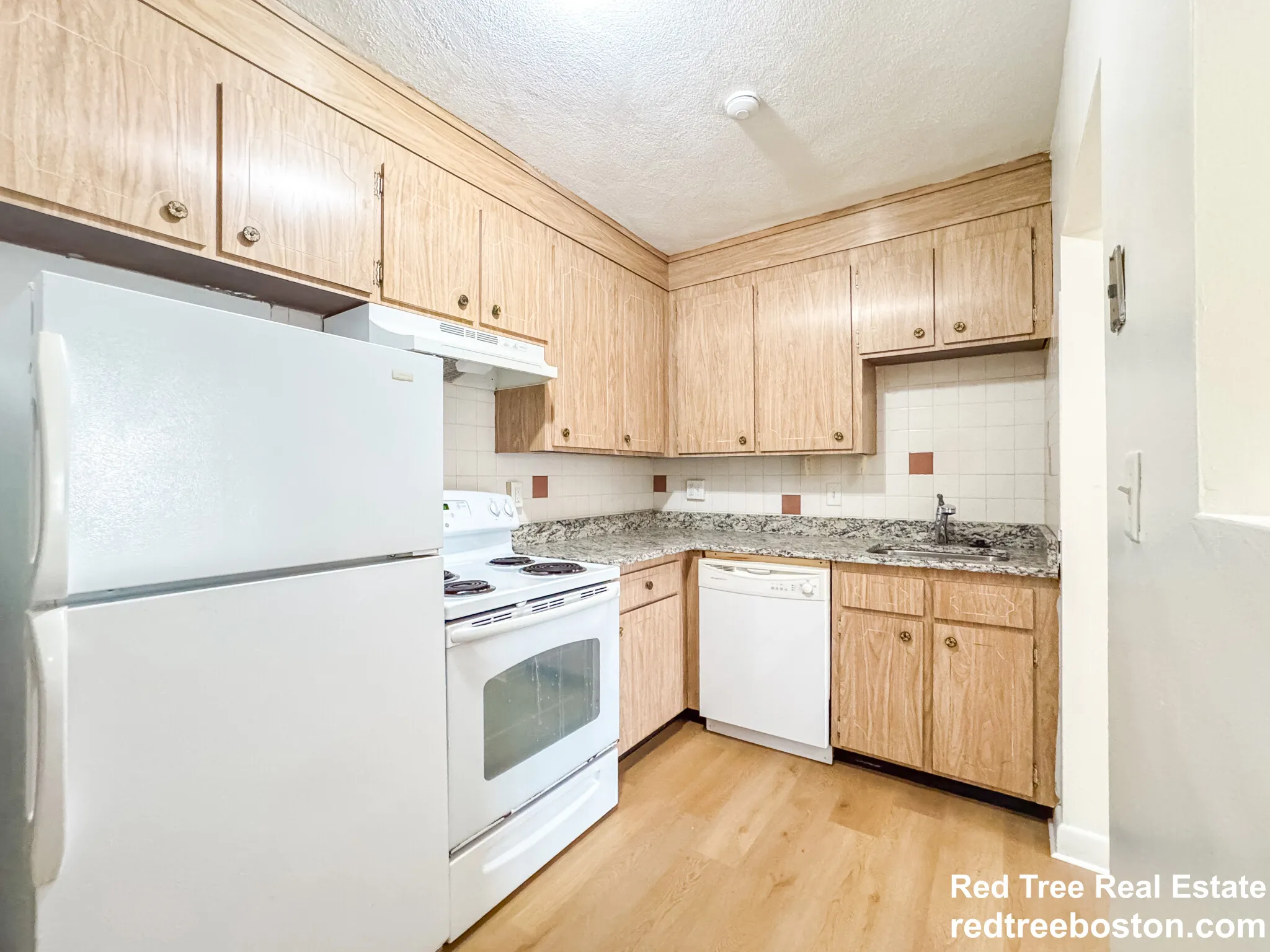 2 bed, 1 bath apartment for rent at 11 Hodges Ave Unit 12, North Quincy — photo 7 of 16