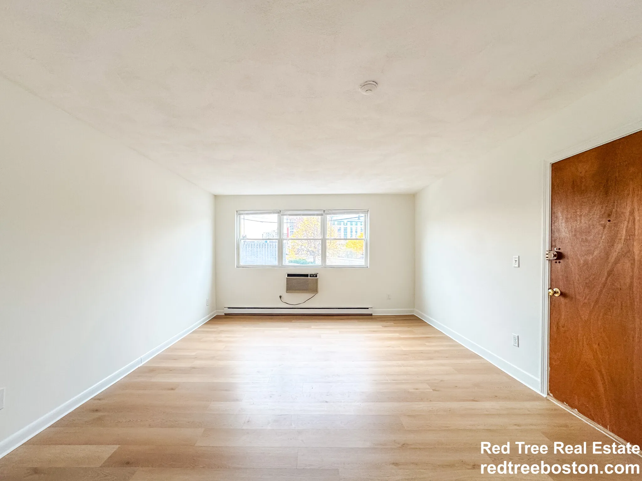2 bed, 1 bath apartment for rent at 11 Hodges Ave Unit 12, North Quincy — photo 4 of 16