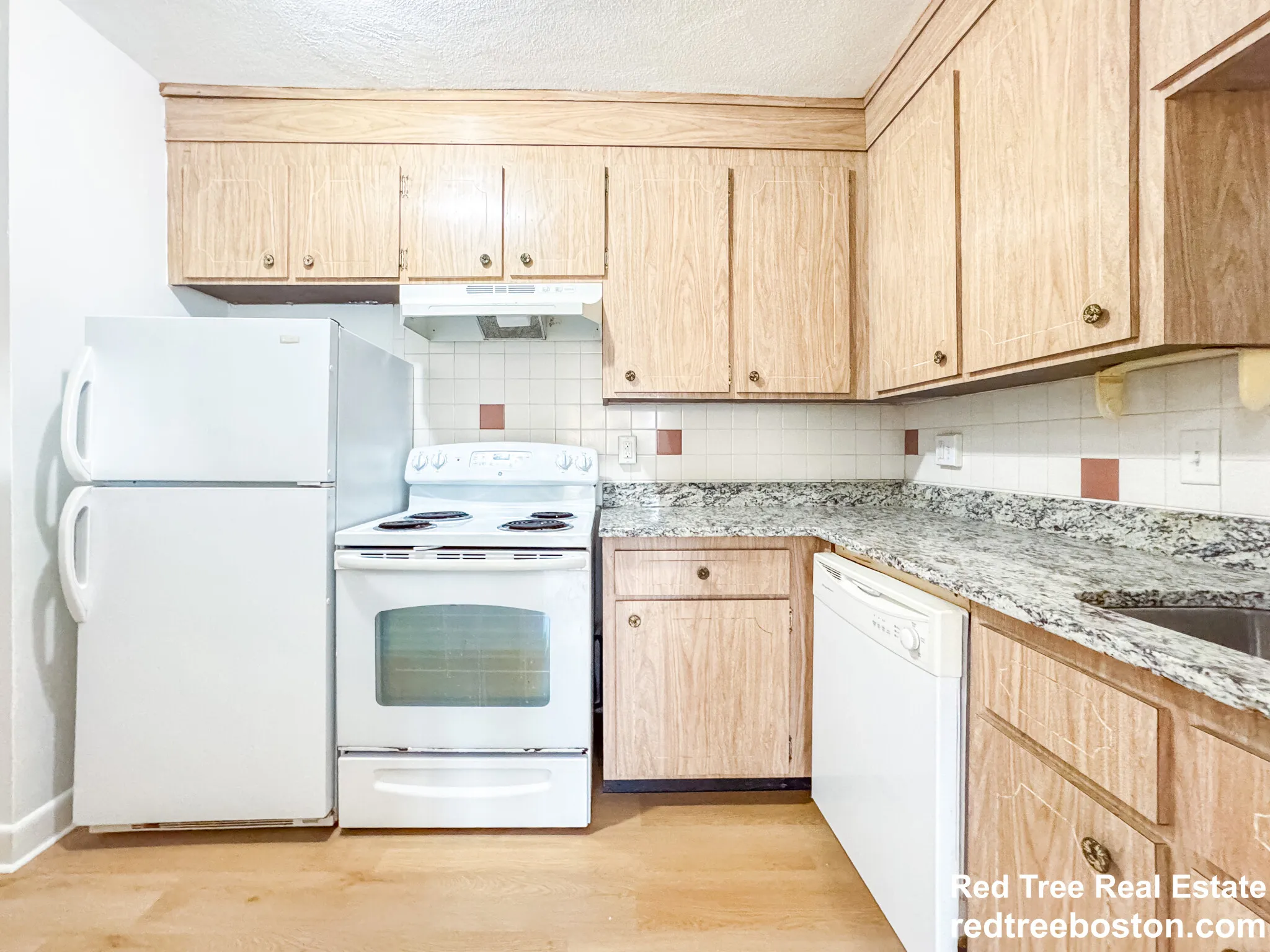 2 bed, 1 bath apartment for rent at 11 Hodges Ave Unit 12, North Quincy — photo 6 of 16