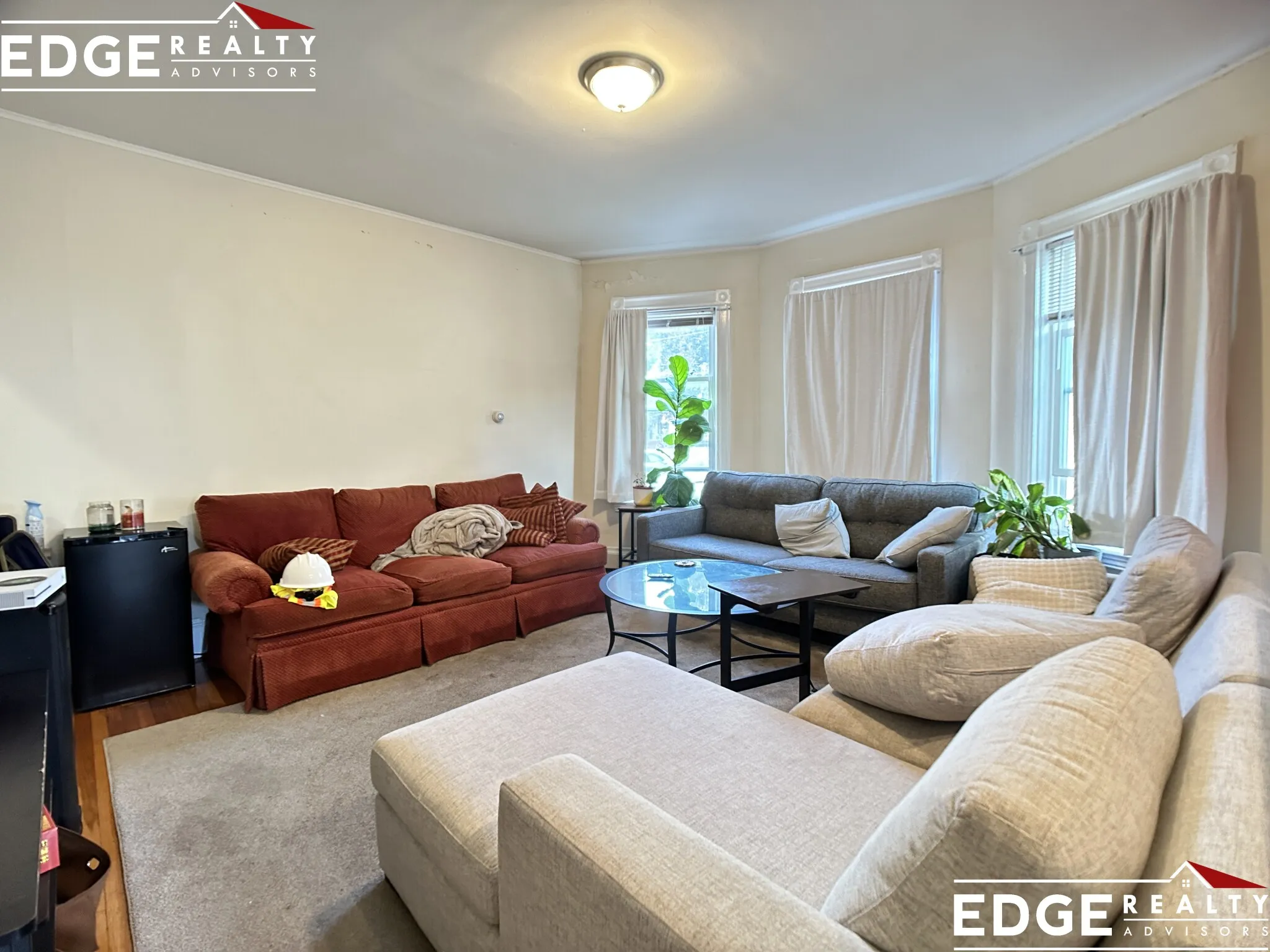 3 bed, 1 bath apartment for rent at 11 Holton St Unit 1, Allston — photo 2 of 9