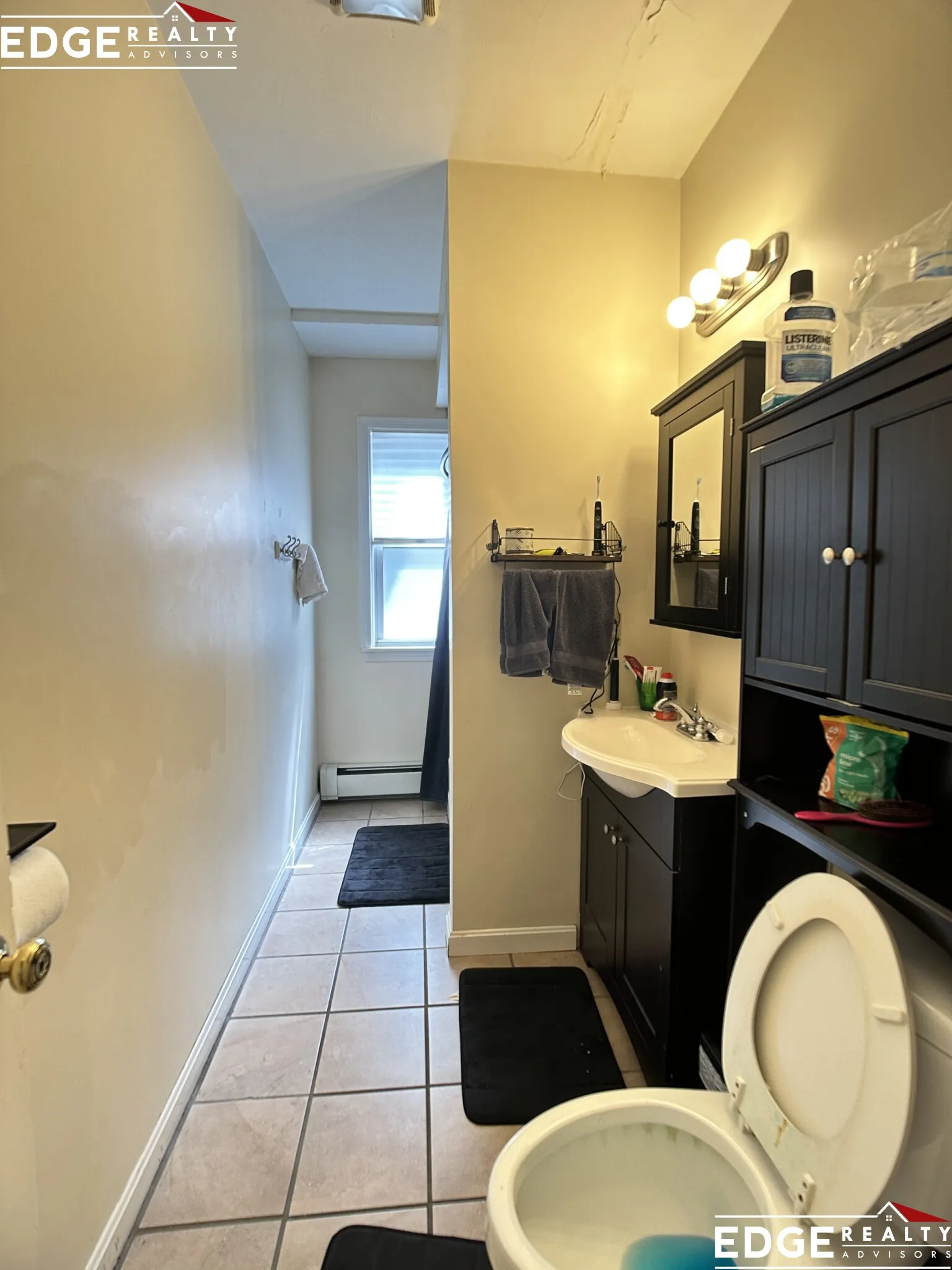 3 bed, 1 bath apartment for rent at 11 Holton St Unit 1, Allston — photo 8 of 9