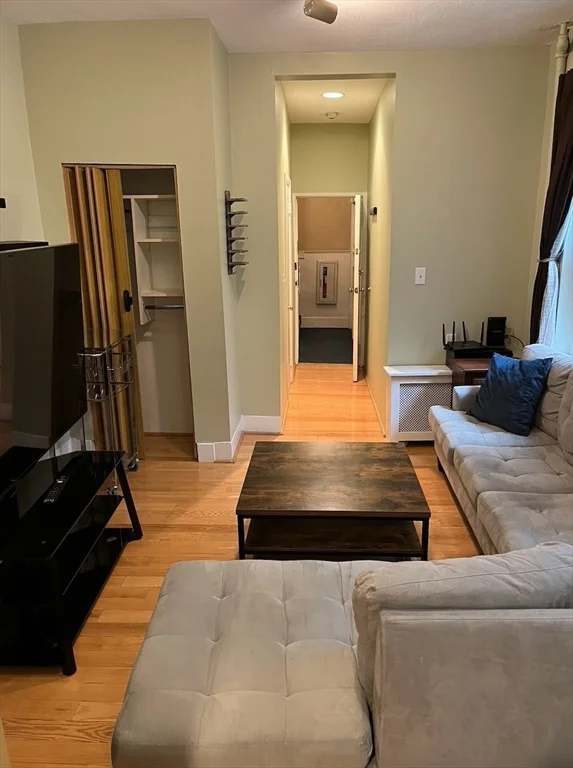 1 bed, 1 bath apartment for rent at 11 Irving St Unit 3, Beacon Hill — photo 2 of 10