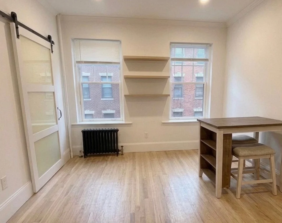 1 bed, 1 bath apartment for rent at 11 Irving St Unit 6, Beacon Hill