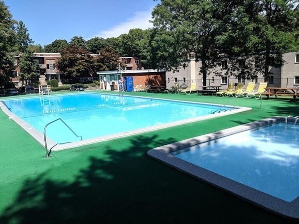 2 bed, 1 bath apartment for rent at 11 Jacqueline Rd Unit F, Waltham — photo 12 of 14
