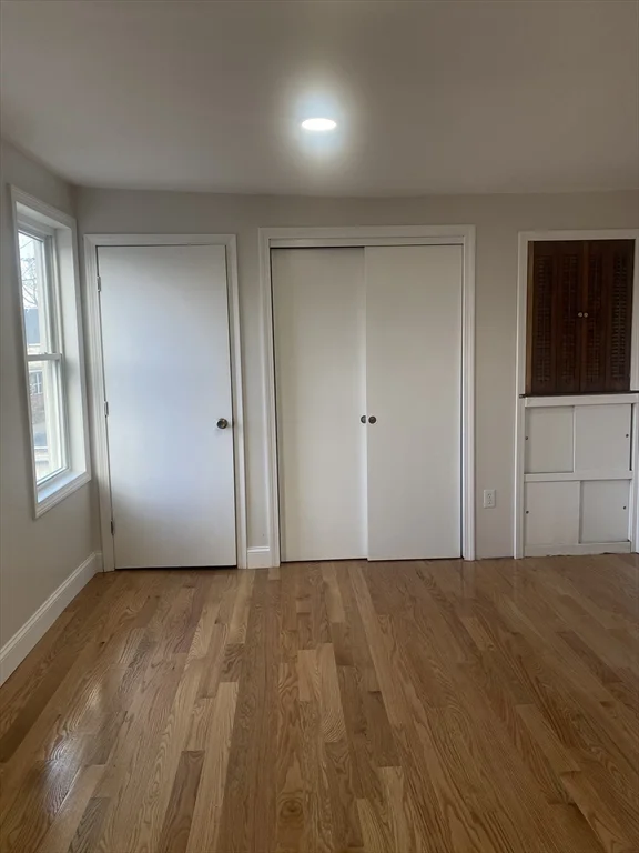 4 bed, 1 bath apartment for rent at 11 Jacques St, Lowell — photo 11 of 13