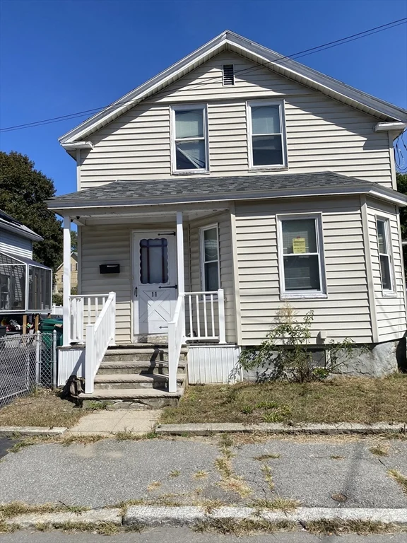 4 bed, 1 bath apartment for rent at 11 Jacques St, Lowell — photo 1 of 13