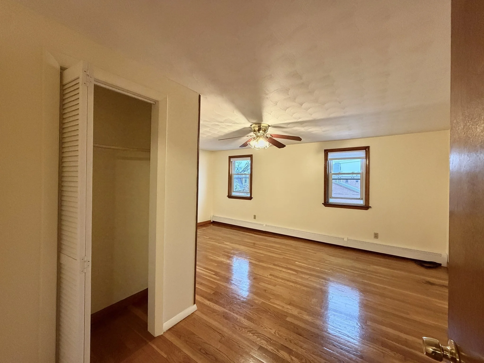 3 bed, 1 bath apartment for rent at 11 Jefferson St Unit 3, Wellington-Harrington — photo 7 of 13