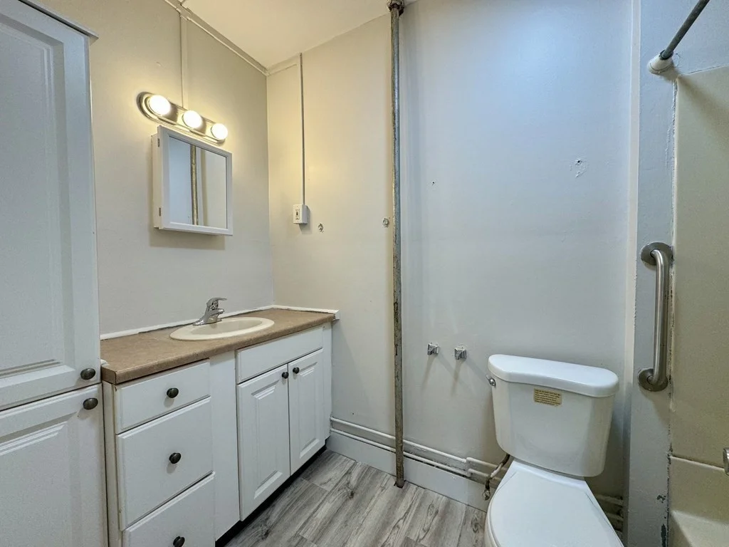 2 bed, 1 bath apartment for rent at 11 John St Unit 1, Attleboro — photo 12 of 16