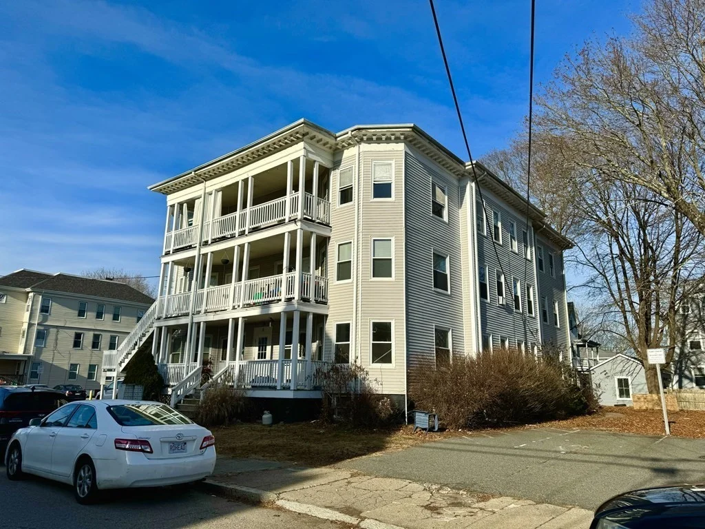 2 bed, 1 bath apartment for rent at 11 John St Unit 1, Attleboro