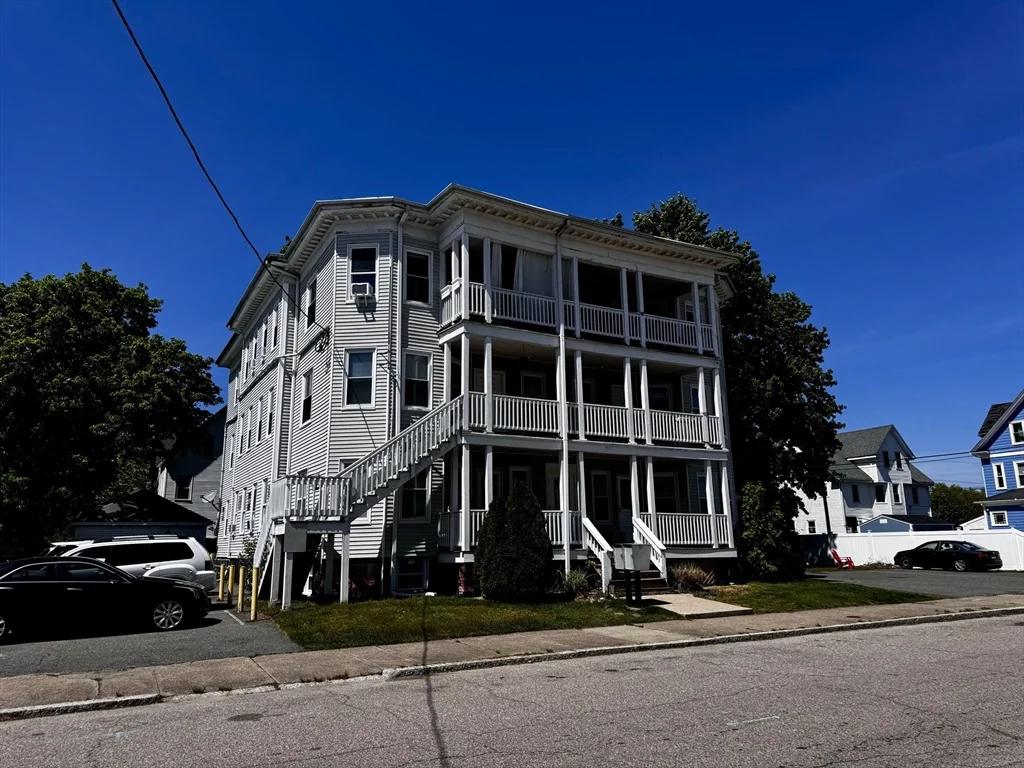 1 bed, 1 bath apartment for rent at 11 John St Unit 12A, Attleboro — photo 2 of 12