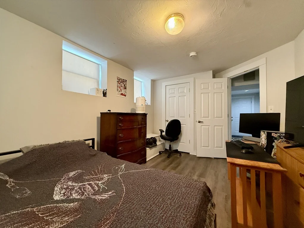 1 bed, 1 bath apartment for rent at 11 John St Unit 8, Attleboro — photo 9 of 11