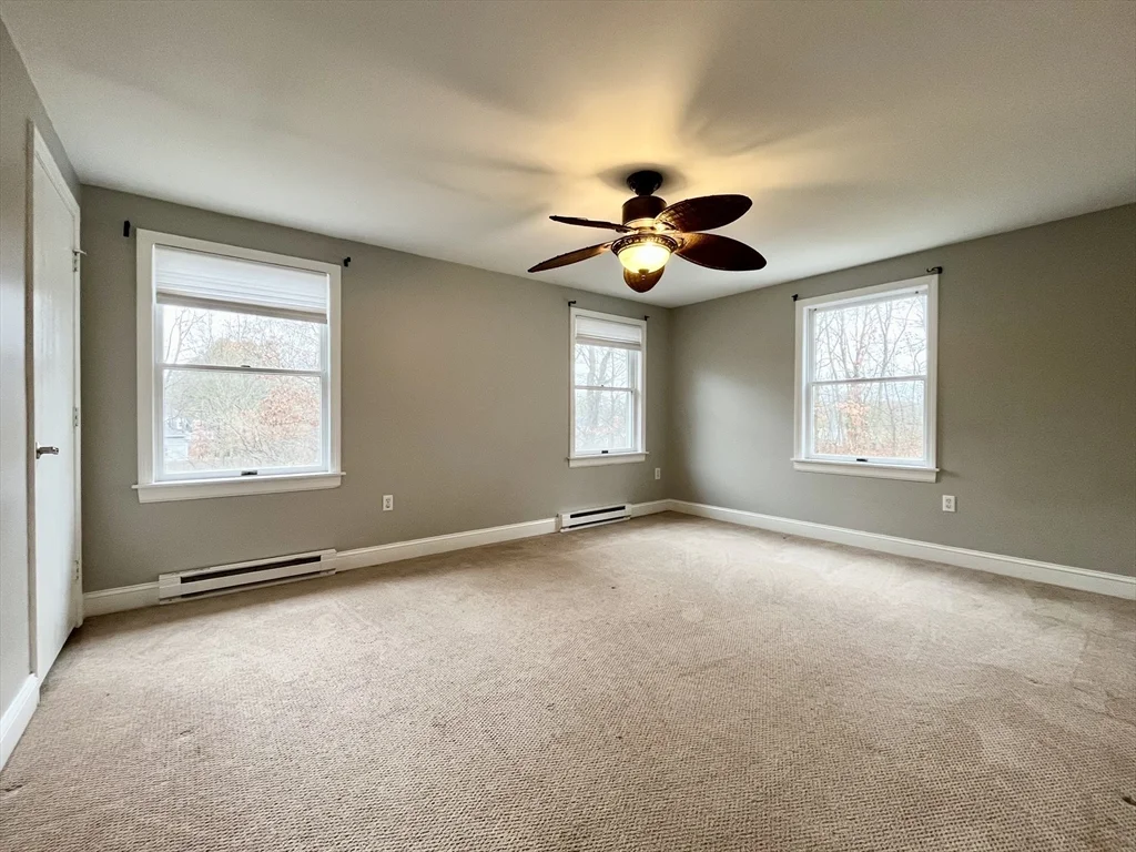 2 bed, 1 bath apartment for rent at 11 Jones Landing Unit B, Walpole — photo 10 of 18