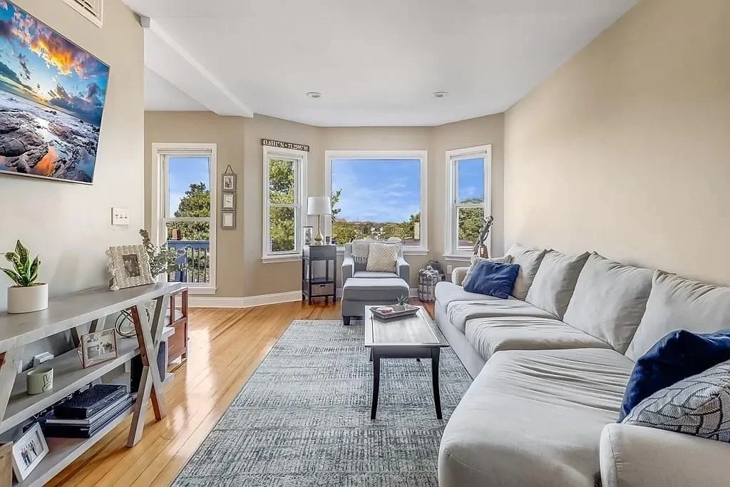 2 bed, 2 bath apartment for rent at 11 Juliette St Unit 3, Dorchester
