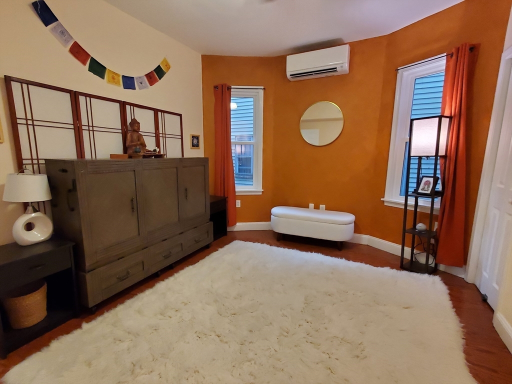 2 bed, 2 bath apartment for rent at 11 Juliette Unit 1, Dorchester — photo 12 of 20