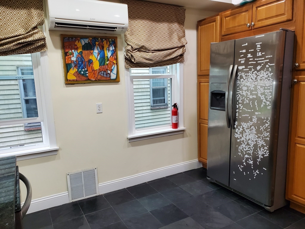 2 bed, 2 bath apartment for rent at 11 Juliette Unit 1, Dorchester — photo 4 of 20