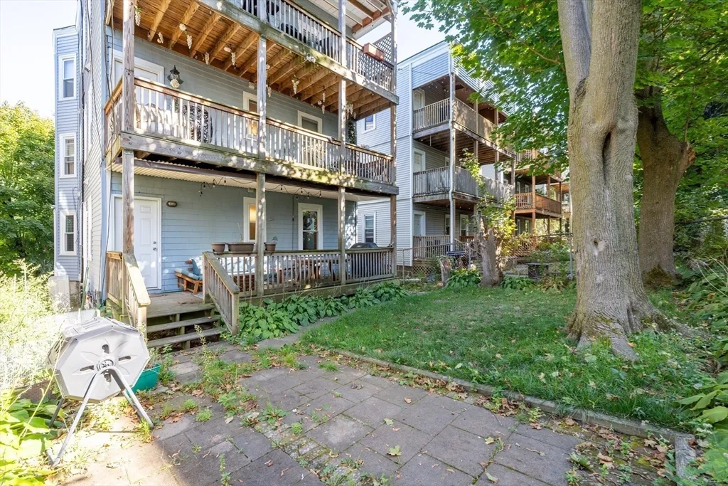2 bed, 2 bath apartment for rent at 11 Juliette Unit ONE, Dorchester — photo 24 of 28