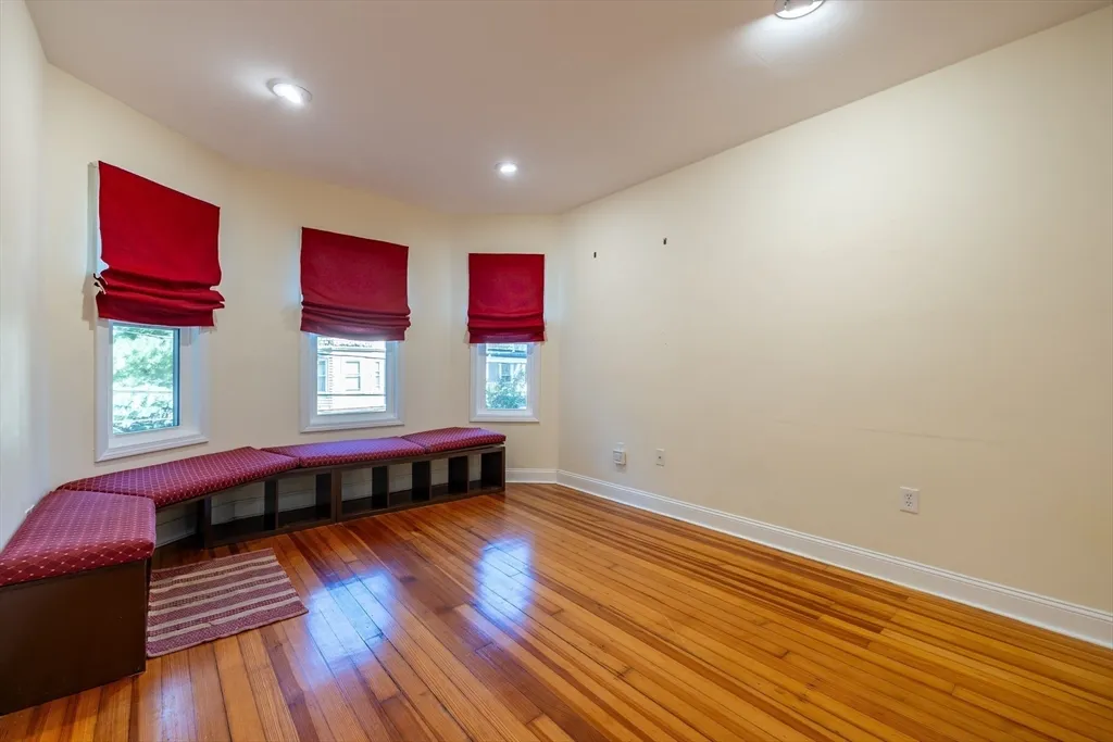 2 bed, 2 bath apartment for rent at 11 Juliette Unit ONE, Dorchester — photo 4 of 28