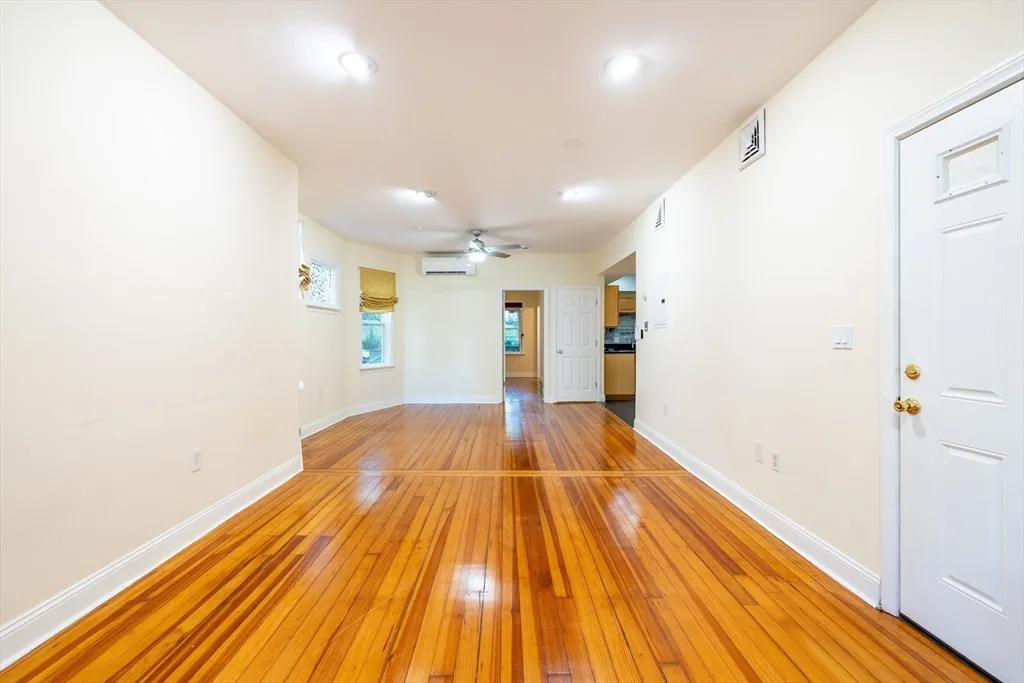 2 bed, 2 bath apartment for rent at 11 Juliette Unit ONE, Dorchester — photo 7 of 28