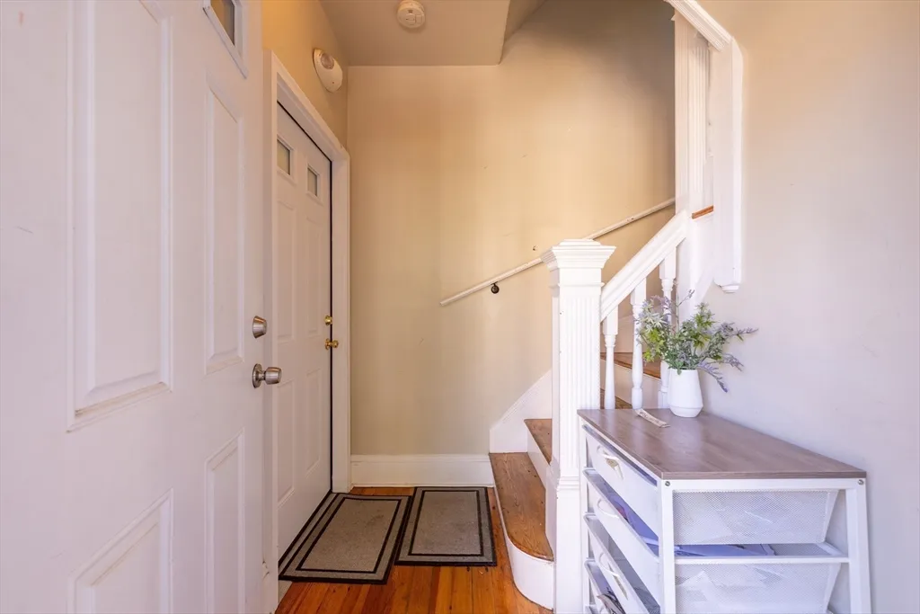 2 bed, 2 bath apartment for rent at 11 Juliette Unit ONE, Dorchester — photo 26 of 28