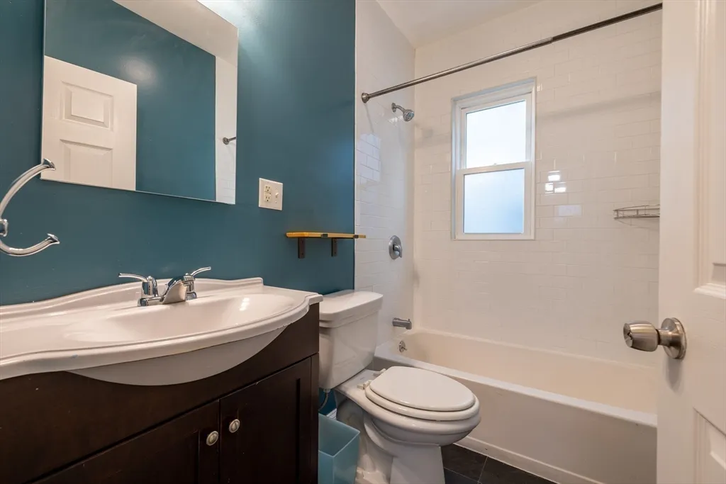 2 bed, 2 bath apartment for rent at 11 Juliette Unit ONE, Dorchester — photo 14 of 28