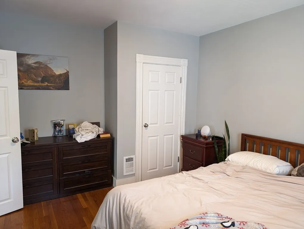 4 bed, 2 bath apartment for rent at 11 Kearney St Unit 2, Malden — photo 20 of 25