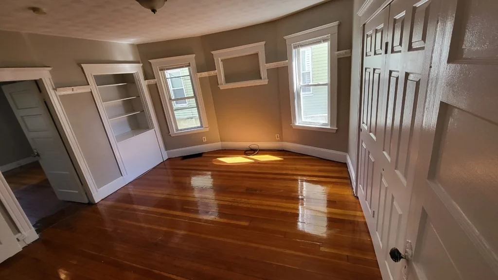 1 bed, 1 bath apartment for rent at 11 Kenberma Rd Unit 1, Boston — photo 1 of 12