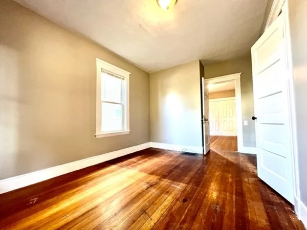 1 bed, 1 bath apartment for rent at 11 Kenberma Rd Unit 1, Boston — photo 6 of 12