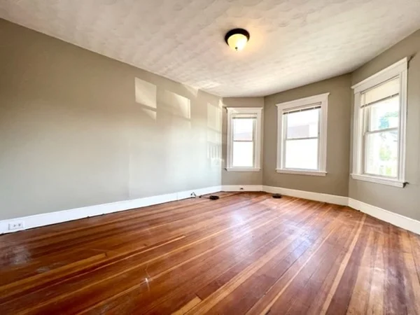 1 bed, 1 bath apartment for rent at 11 Kenberma Rd Unit 1, Boston — photo 9 of 12