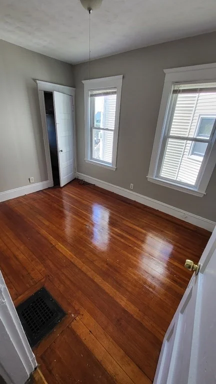 1 bed, 1 bath apartment for rent at 11 Kenberma Rd Unit 1, Boston — photo 2 of 12
