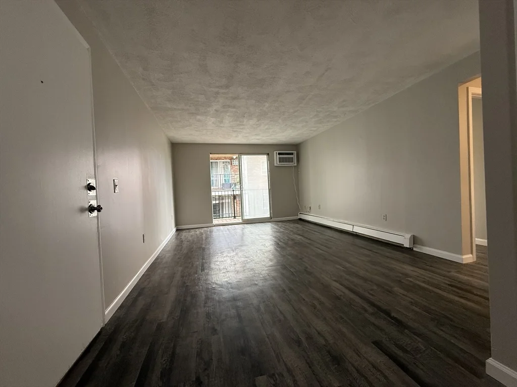 2 bed, 1 bath apartment for rent at 11 Kenmar Unit 16, Billerica — photo 5 of 17